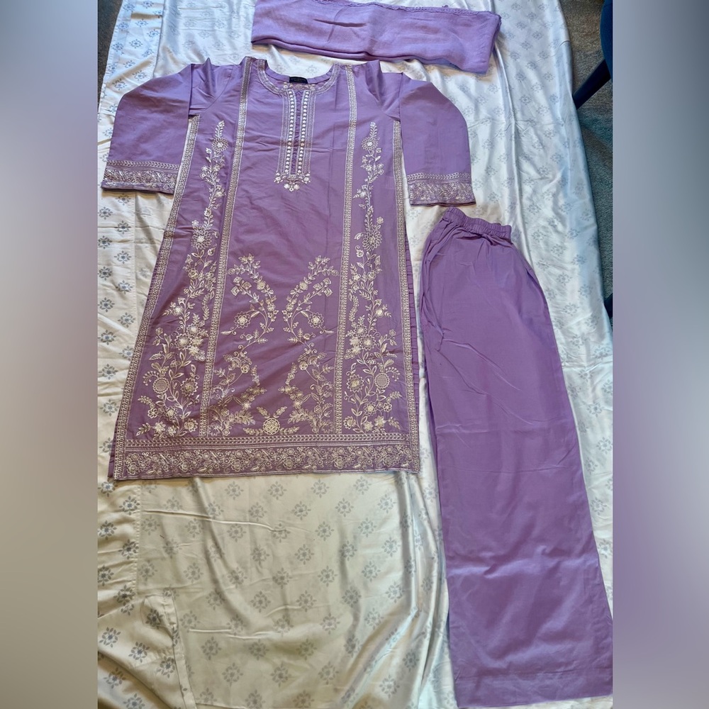 Designer Agha Noor Purple Embroidered Kurta Set